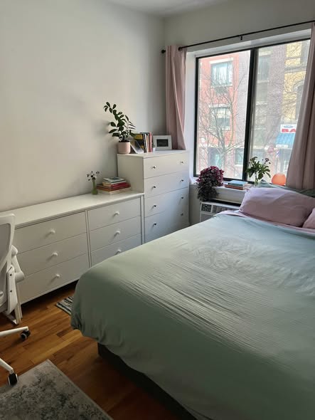 East Village Sublet, $1,675 - April 4/5 Move-InHi everyone! I’m subletting my 2bed/1bath East Villag