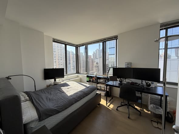 # May 1st - Aug 31st Sublet in Midtown/Murray Hill - $2,000 per monthI am moving out of the city and