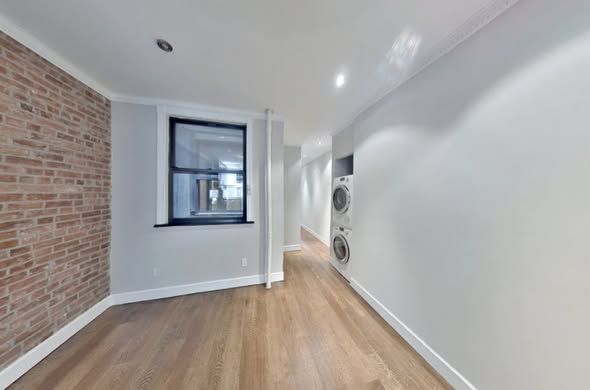 Renovated 3 Bed / 1 Bath — Hell's Kitchen, In-Unit W/D, No Fee, July 1 434 West 52nd St, Manhattan, 