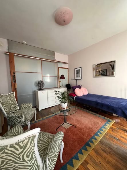 Room for Rent in Prime North Park Slope $832 + utilities + $200 monthly cleaningHi! I’m looking for