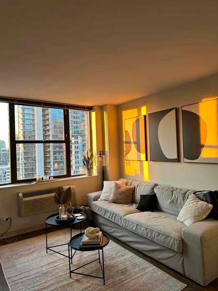 Rent Stabilized Fully Furnished Apartment in Upper East Side🏠 Studio 1 BR - Apartment 📍 Address: 2
