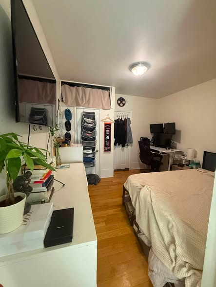 Room for Sublet / Lease Assumption– Prime Williamsburg – $1,850/month – Available September 1 (date