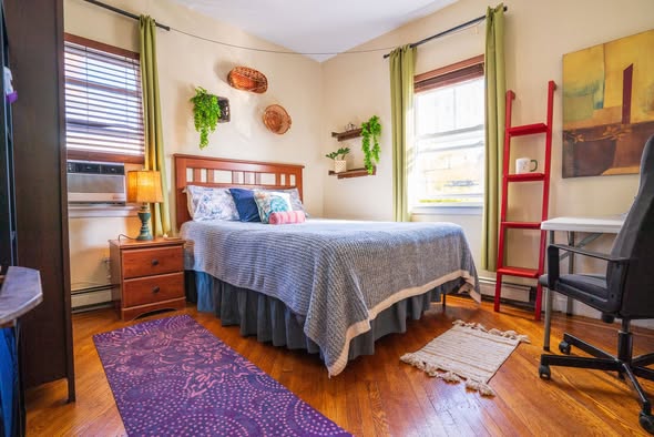 Hi All! We have a room in our cozy home, preferably female. Available ASAP. No smoking. $1500 a mont
