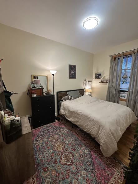 **TWO MONTH SUBLET**Hello everyone! I am looking to rent out my room in a 2br in Prospect Park South