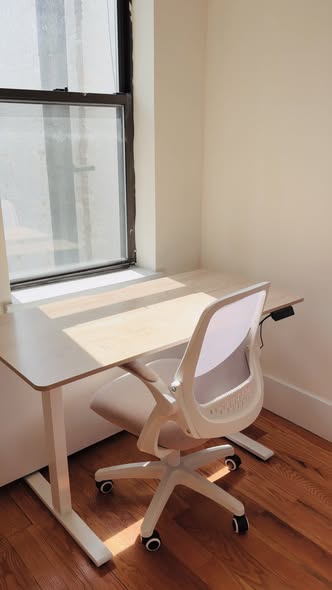 ROOM AVAILABLE IN MIDTOWN WEST MANHATTANHello,Subletting a furnished bedroom in MIDTOWN WEST MANHATT