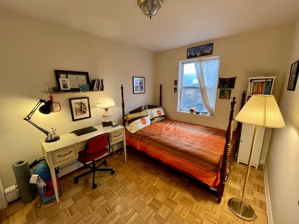 # Room sublet in Clinton Hill **Move-in April 15 or May 1**Hi! Subletting a room on a great street i
