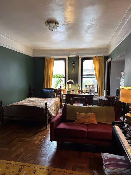 Prospect Lefferts Gardens Studio for June Sublet!Available between June 10-June 26Studio, Kitchen, &