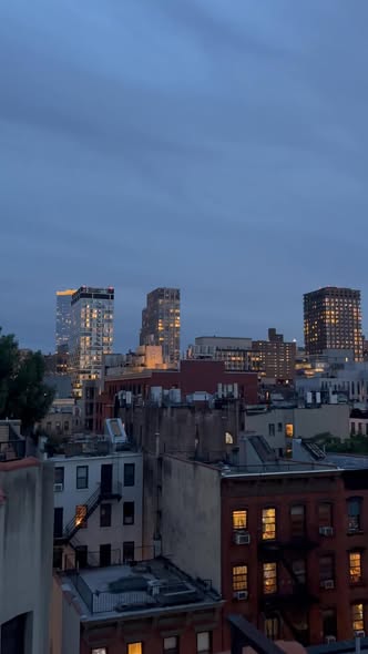 1 BEDROOM AVAILABLE IN A 4 BEDROOM FURNISHED APARTMENT to join a fantastic squad of three!Lower East