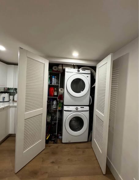 CHELSEA TOWER , Manhattan, New York1BD-1BA- Apartment (fully furnished)Location: 100 W 26th St, New