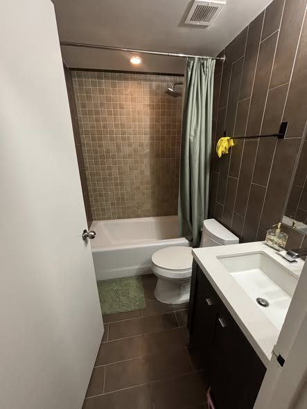 Private room in Murray Hill (April 3rd - July 10th 2026)Hi everyone! I’m looking to sublease a priva