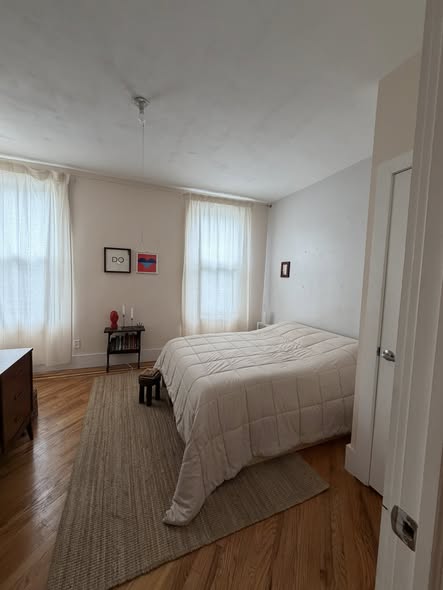 Subleasing my room in Williamsburg (Montrose L) while I’m away for an art  residencyHey everyone, I'