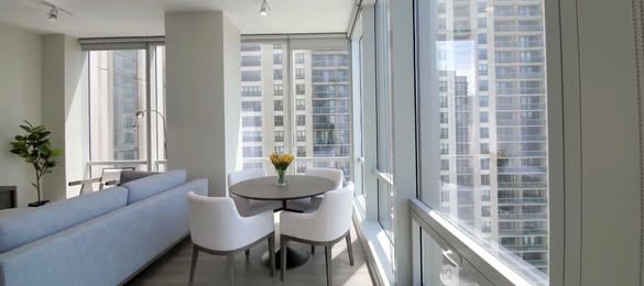 🏙️ Sophisticated Manhattan Living | 95 Wall St 🏙️Experience the pinnacle of Financial District res