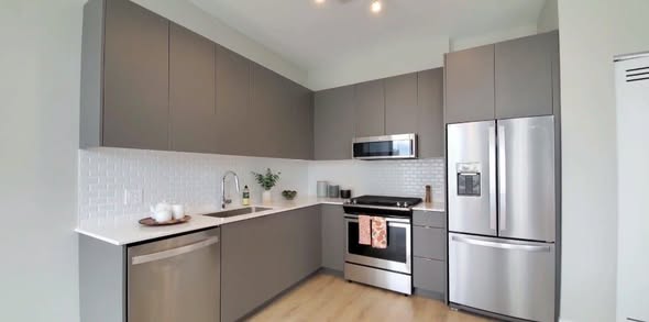 🗽 Iconic Art Deco Sublease: All-Inclusive Luxury at 70 Pine​Are you looking for a legendary Manhatt