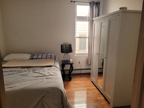 Subletting my room in Astoria