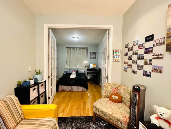 Hey everyone,I have a **new listing** for a room available **December 1** in **Bushwick** for **fema