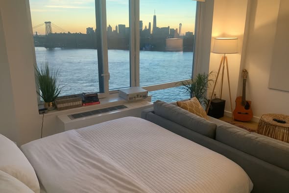 **Fully Furnished Sublease in Williamsburg –****Overlooking Manhattan (available 4/1 - Short or Long