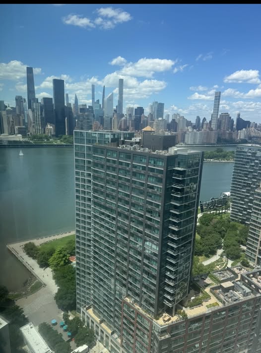 1 Bedroom starting 10/20 > $1,850/month AND 1 Bedroom starting Jan 15th > $2,300/month 🚿 private ba