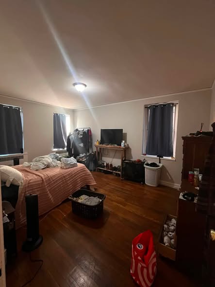 Subletting/LTO of a super spacious 1 bedroom in Manhattan - $2500/monthAugust 1st - October 30thUtil
