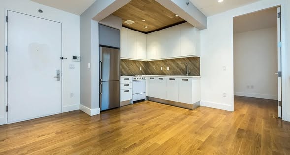 ✨TWO BED UNIT IN WILLIAMSBURG✨📍185 Leonard St - Unit: 2B - Williamsburg2 Bed | 1 Bath - $3,750*AVAI
