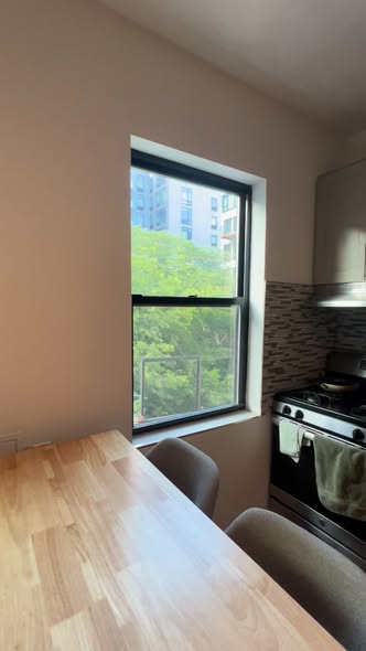 🌟** Furnished Summer Sublet Available**📍**Downtown Brooklyn**📅 June 27 – August 8 (6 weeks)💰 Ren