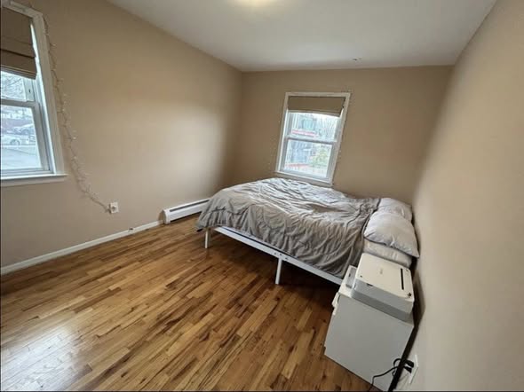 Hi all,Looking for a roommate to fill in a room in a huge 3 bedroom/1 bathroom apartment in Ozone Pa